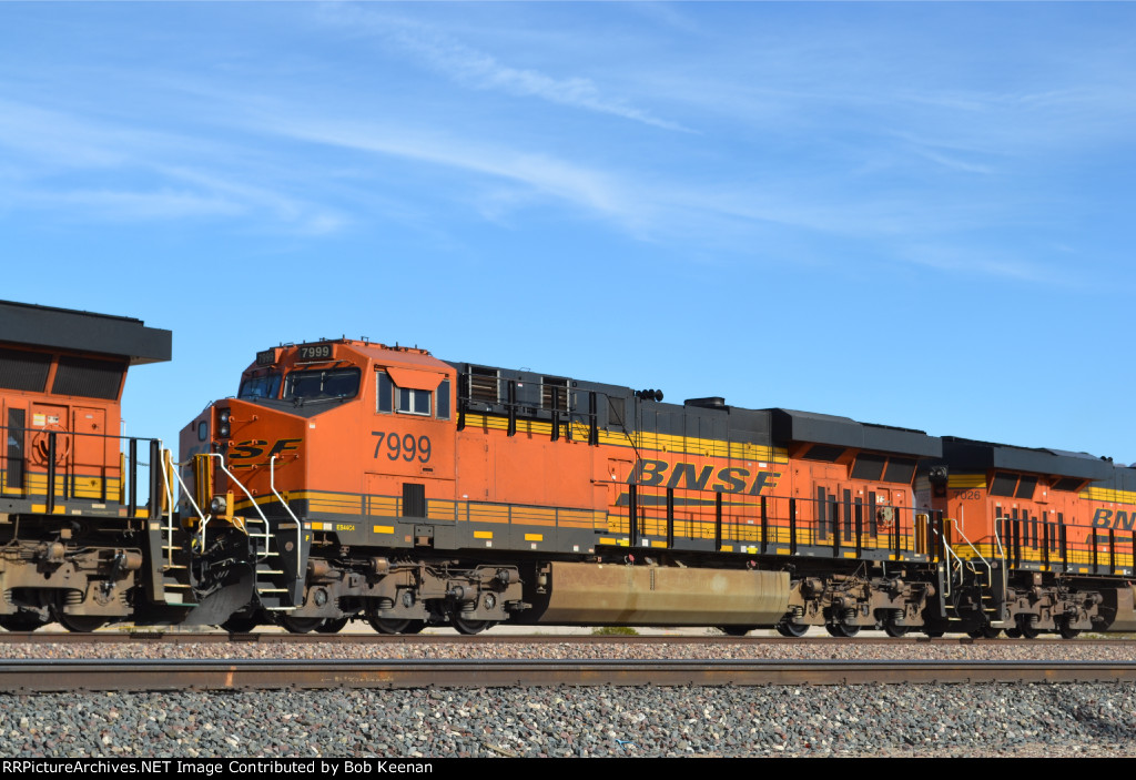 BNSF 7999